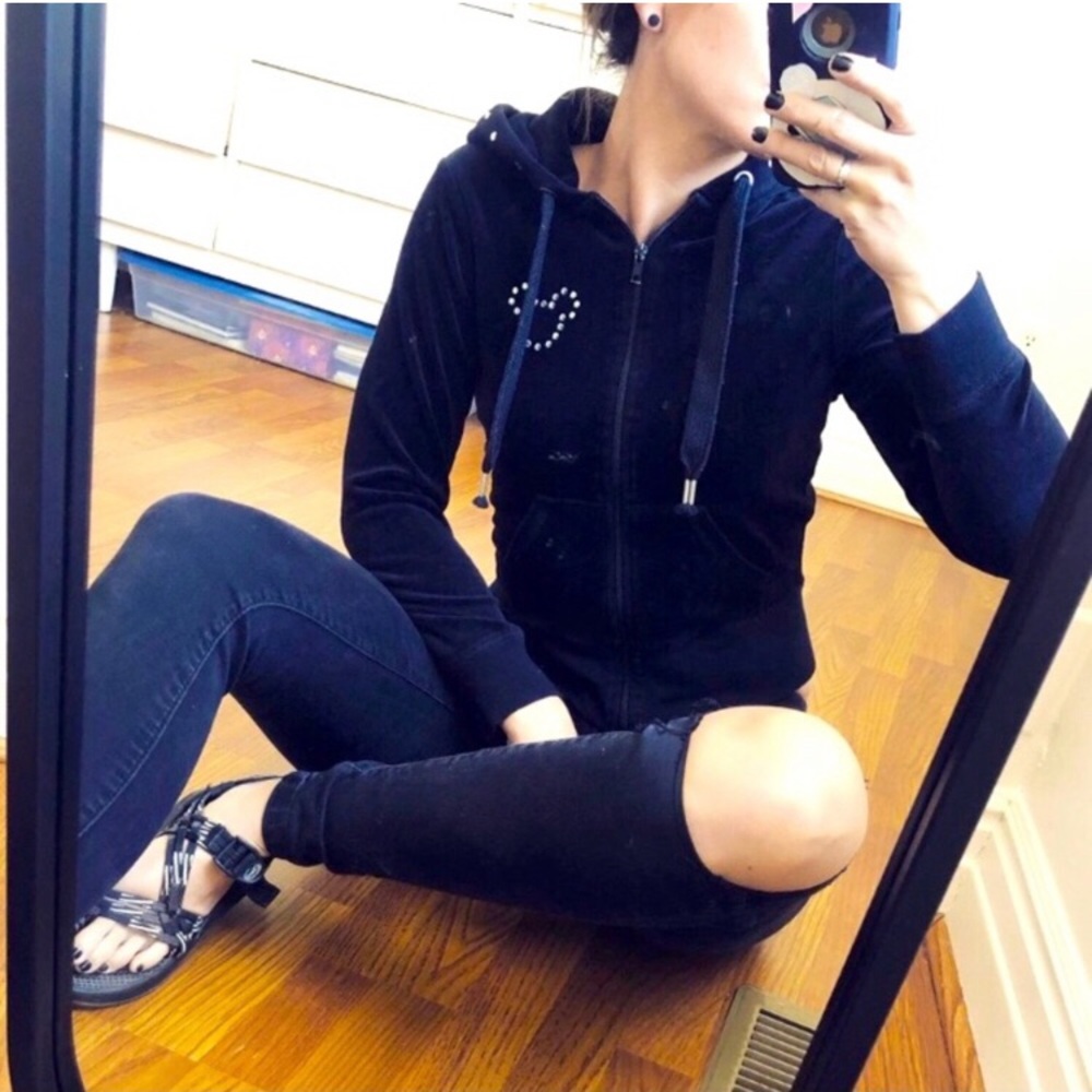 🖤 Exclusive Disneyland Parks Zip Up